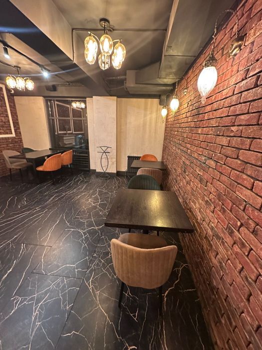 Столы и сутолья для ресторана