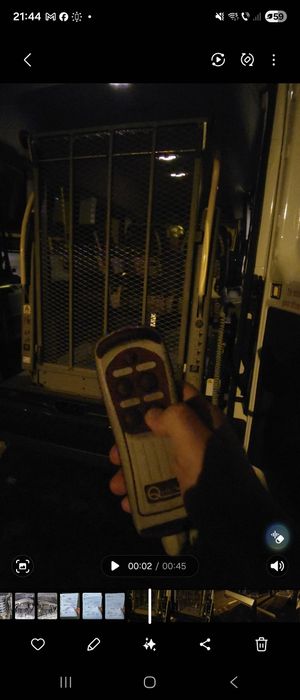 Rampa /lift /platforma hidraulica marfa și persoane pentru dube/busuri