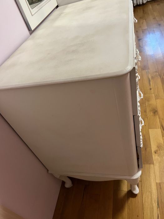 Скрин  и шкаф  цена 75 евро