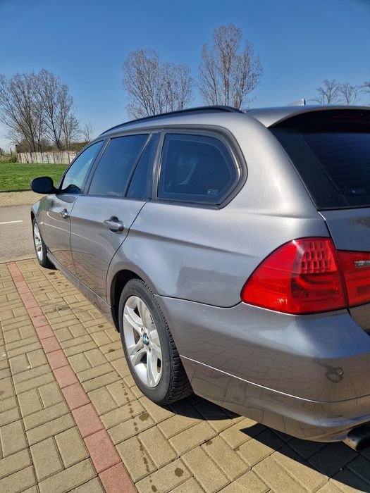 Bmw seria 3 e91 2011