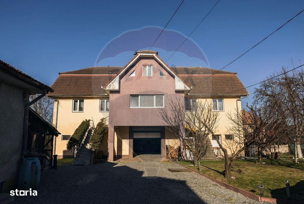 Proprietate rară – 1000 mp teren + 2 cladiri versatile