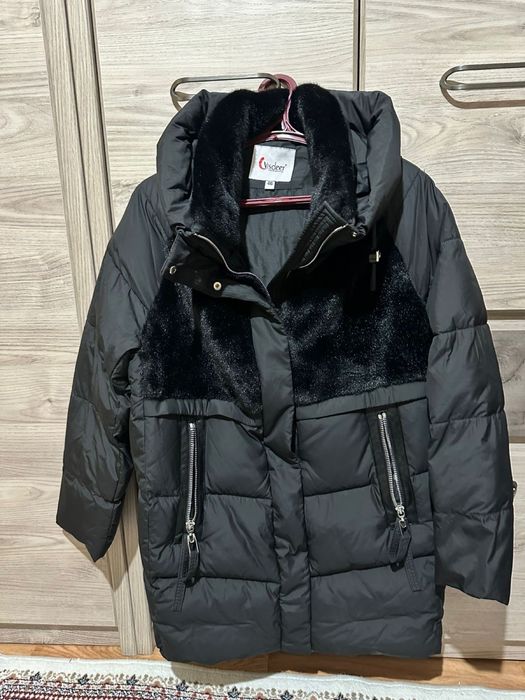 Продам куртку зима