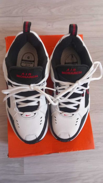 Nike Air Monarch IV – оригинални мъжки маратонки