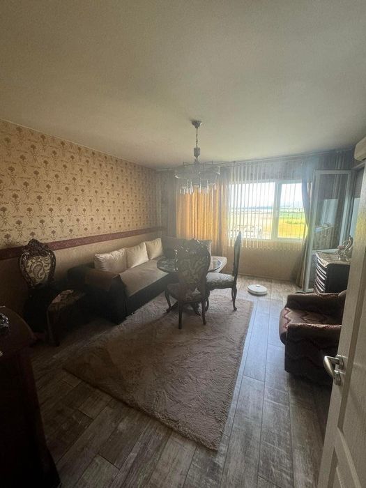 Продава се Четиристаен апартамент в Казанлък - 93 кв.м за 1097 €/кв.м - Снимка #3