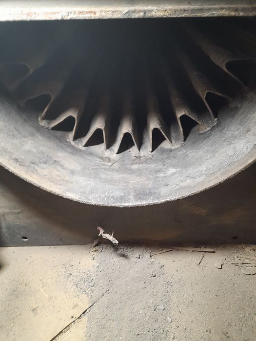 Centrala Arca pe lemne stare foarte buna