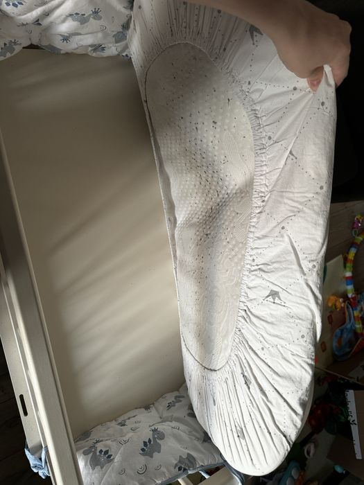 Продам детскую кроватку