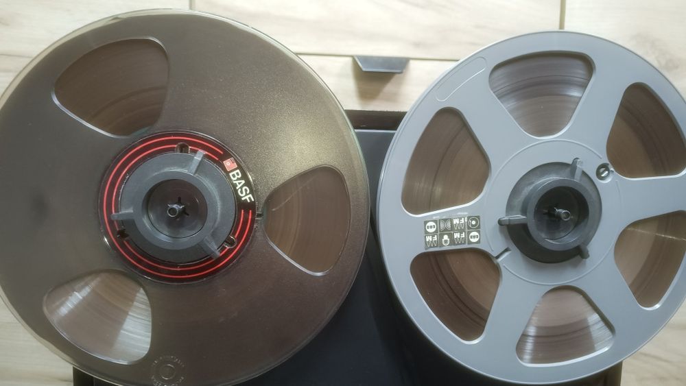 BASF 2 role 26 cm pt nab magnetofon cu banda basf