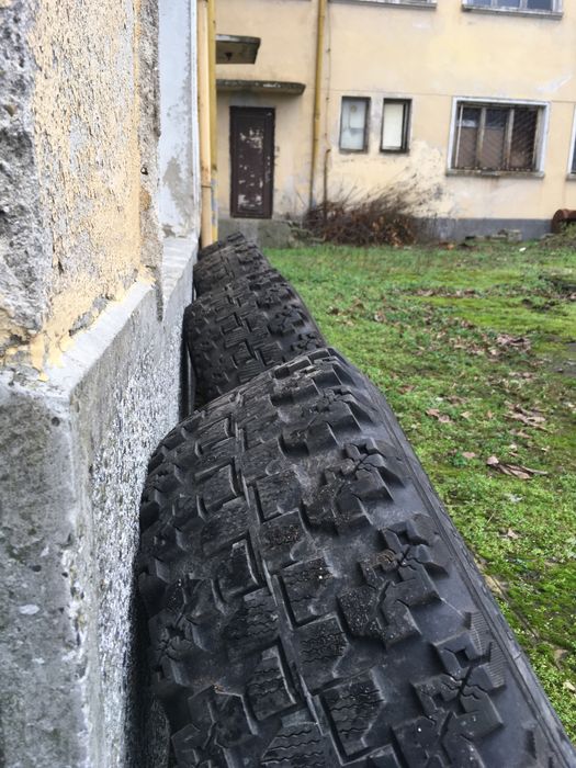 Гуми с джанти за кал и сняг