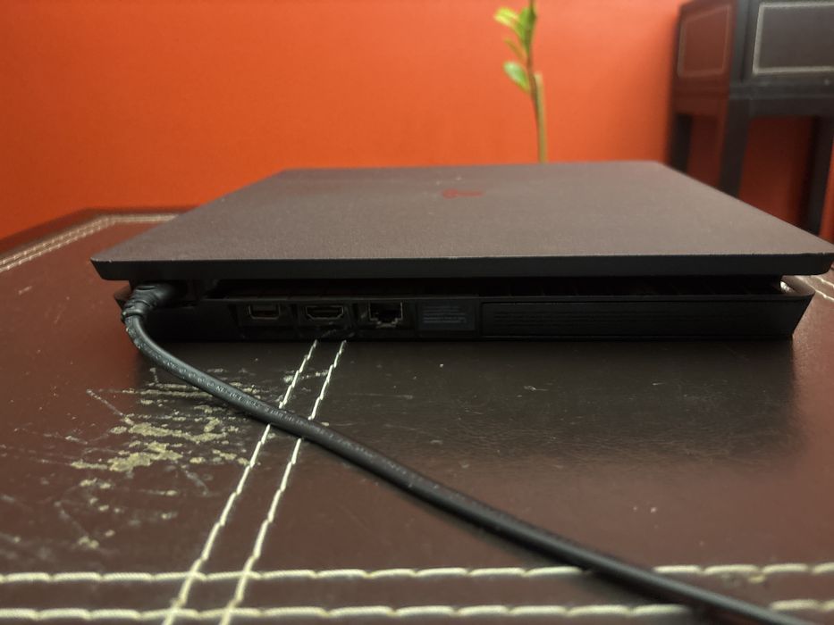 Приставка sony playstation 4