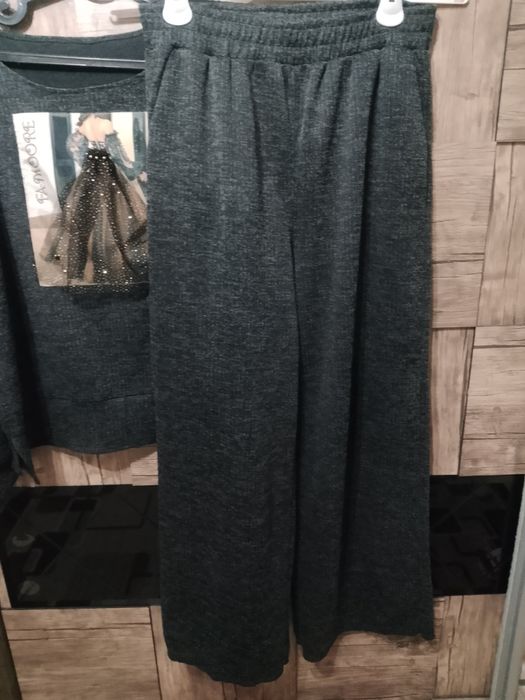 Женский новый костюм