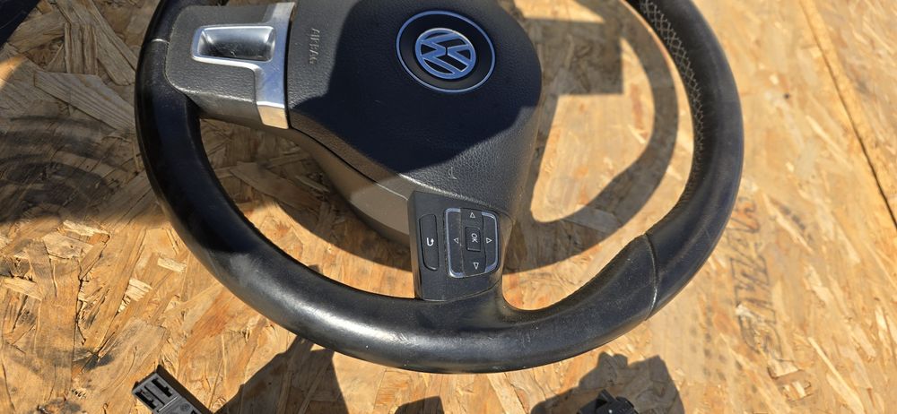 Volan  Vw Golf 6 cu  modul coloana,airbag,spira si manete