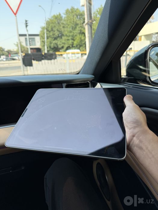 iPad Pro 12.9 M2 (6 generation)