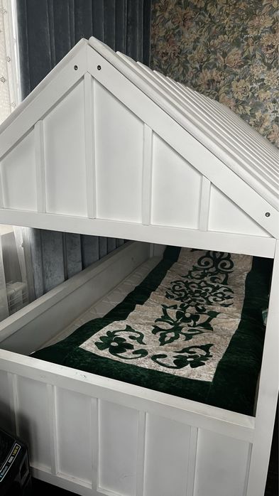 Детский кравать