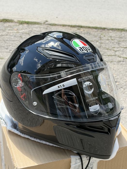 нова каска AGV K1 s размер S черен гланц