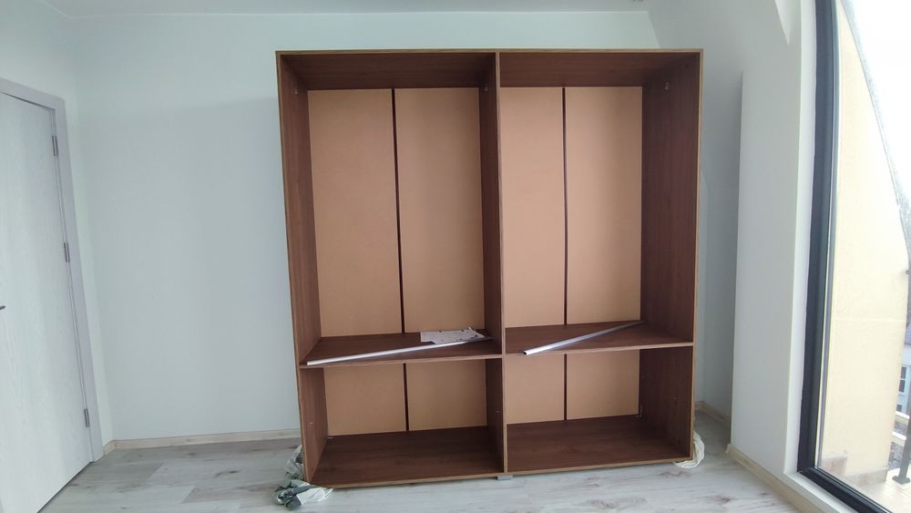 Нов Гардероб В210см дълбоч. 52см от спален комплект