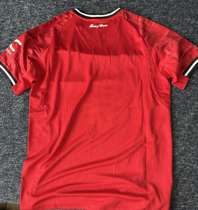 Tricou Manchester United – sezon 2025/2026 marimea M