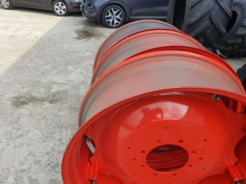 Jante de u650 tractor Romanesc pe spate R38 compatibil 14.00-38 WYZM