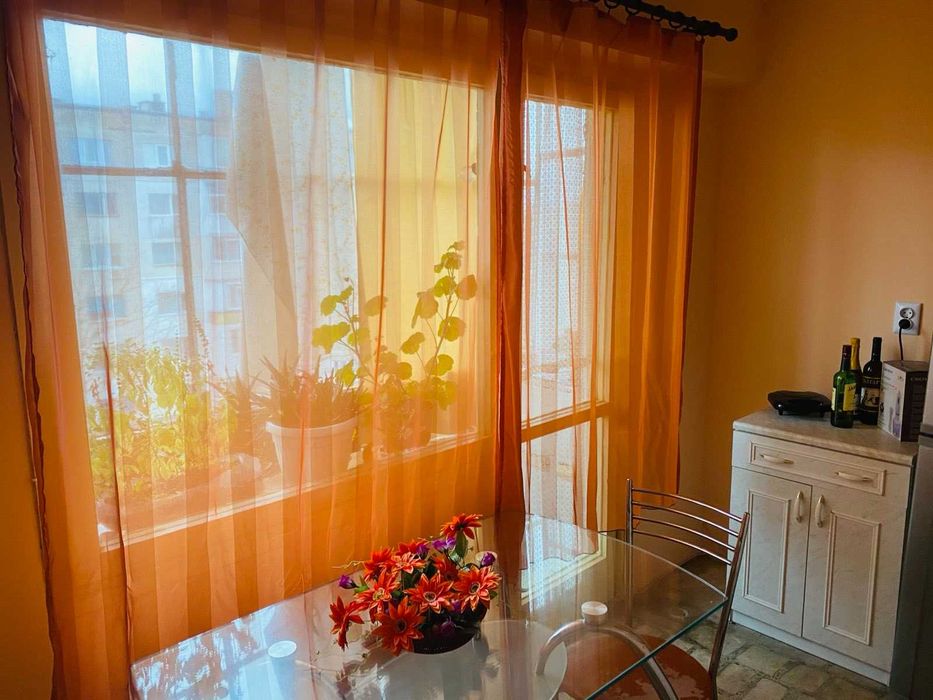 Дава се под наем Двустаен апартамент в Шумен, Тракия - 62 кв.м за 229.5 € - Снимка #5