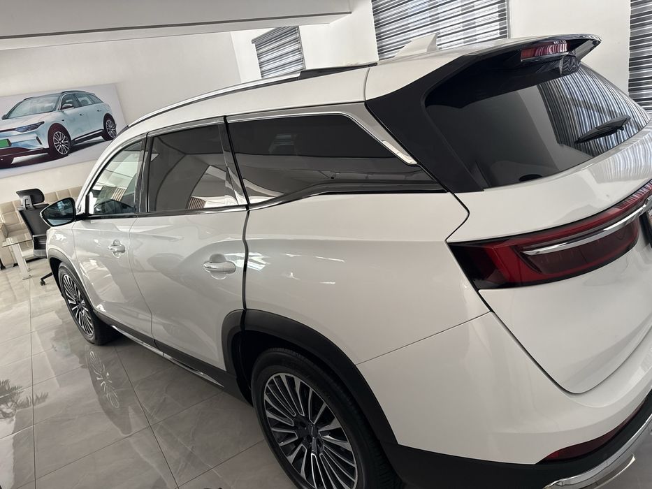 Jetour x 90+ sotiladi