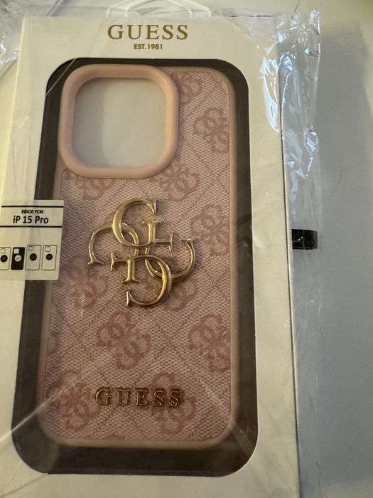 Оригинална калъфка на Guess за IP15 pro