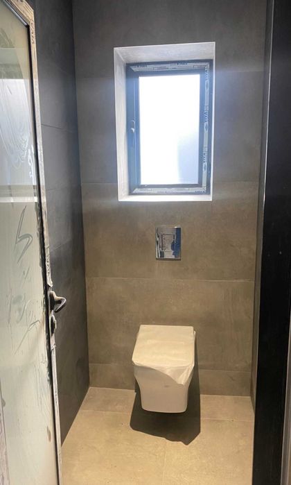 Дава се под наем Офис в Хасково, Дружба 1 - 170 кв.м за 520 € - Снимка #3