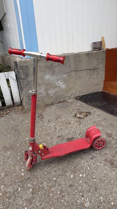 Продам самакат за 2000