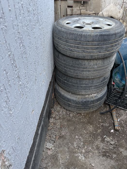 Комплект шин с диском