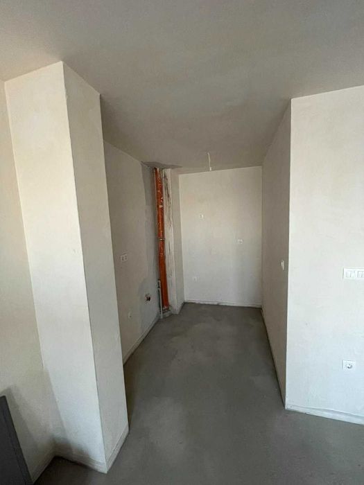 Продава се Тристаен апартамент в Пловдив, Съдийски - 100 кв.м за 857 €/кв.м - Снимка #2