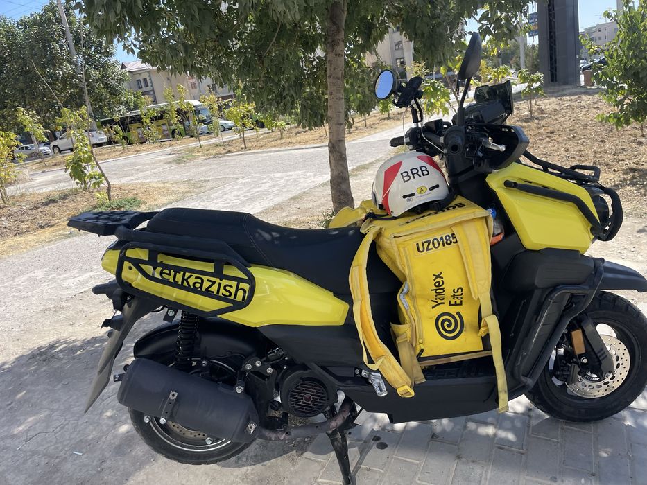 Skuter tank gst 150 kup