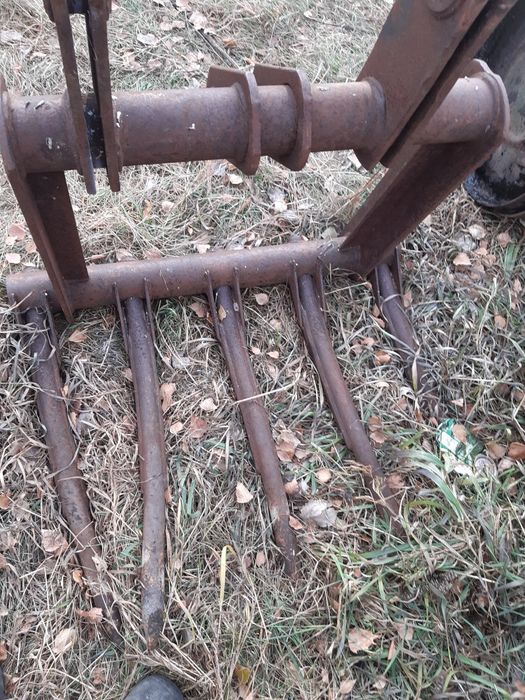 Продам вилы 100 тыс.