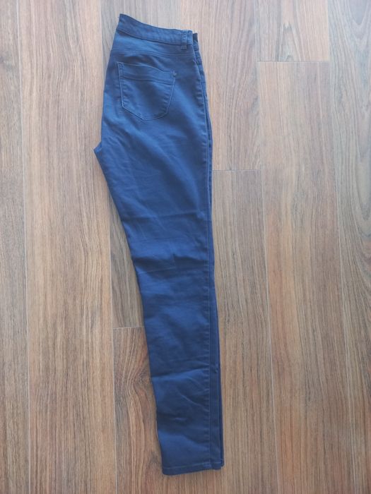 L размер Дамски панталони Terranova