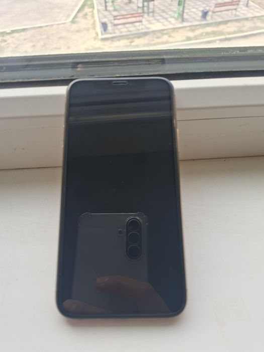 Айфон 11 про. В идеальном состоянии