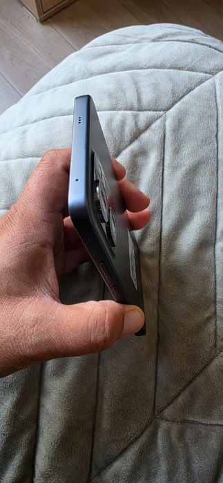 Срочно продам телефон