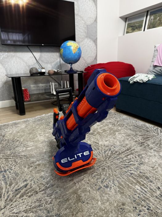 Nerf Titan игрушка