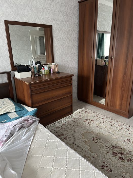 Продам спальний гарнитур!