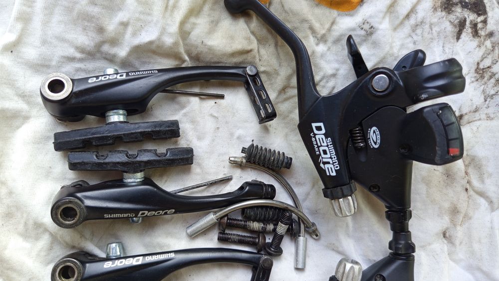 Команди и спирачки Shimano Deore