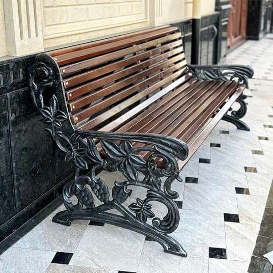 Чугунные скамейки
