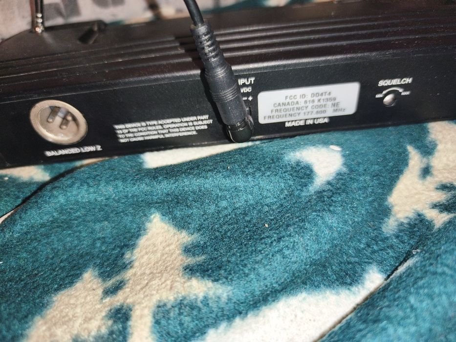 Shure marcad t4 diversity, receptor wireless microfon, singur