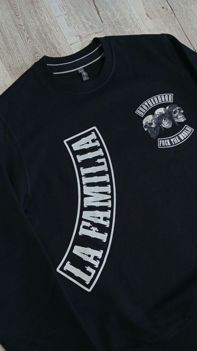 Bluza La Familia merch