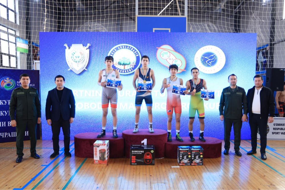 Led ekran tadbirlar uchun turli xil sveta muzika, saxna, dim toyxasham