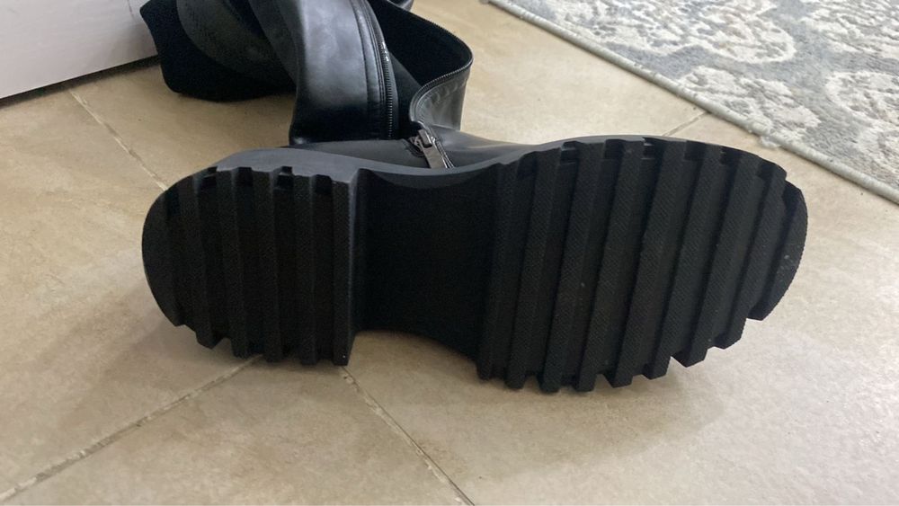 Ботфорды ,новые , качество супер