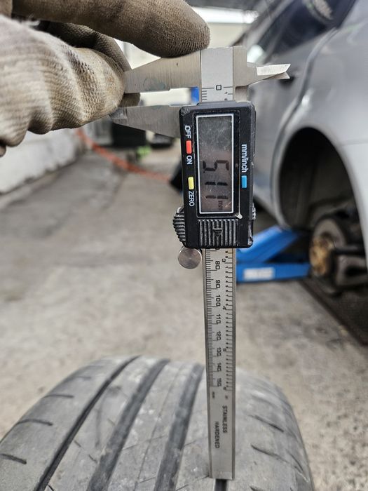 Продават се летни гуми 245/45/18 Bridgestone turanza t005