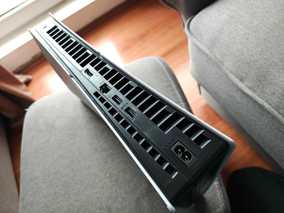 Playstation PS5 Slim Digital 825GB Garanție Decembrie 2027