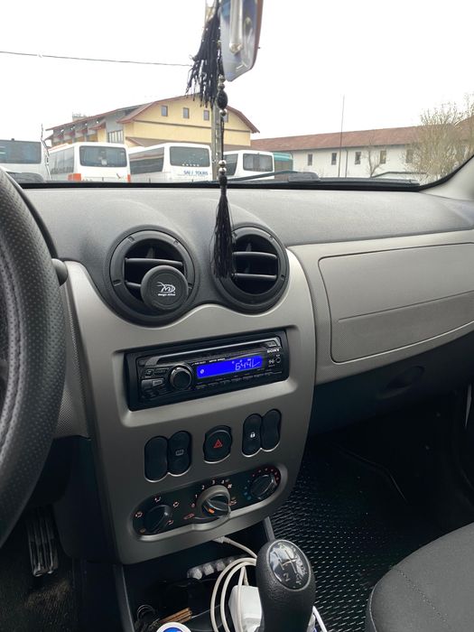 Dacia Sandero 1.2i 2011 Euro5