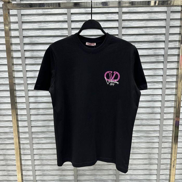 Мъжки тениски различни модели