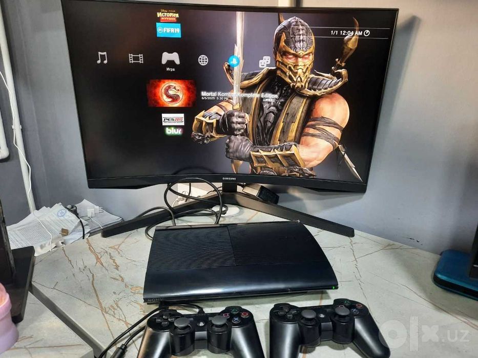 Sony PlayStation 3 Super Slim (CECH-4201A) + 15 игр + 1 геймпад