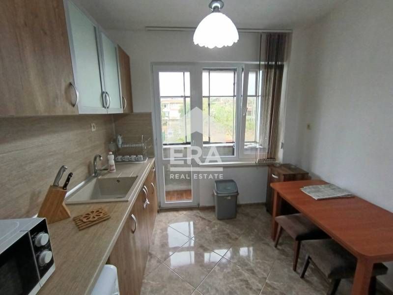 Дава се под наем Тристаен апартамент в Варна, Чайка - 72 кв.м за 509.49 € - Снимка #2