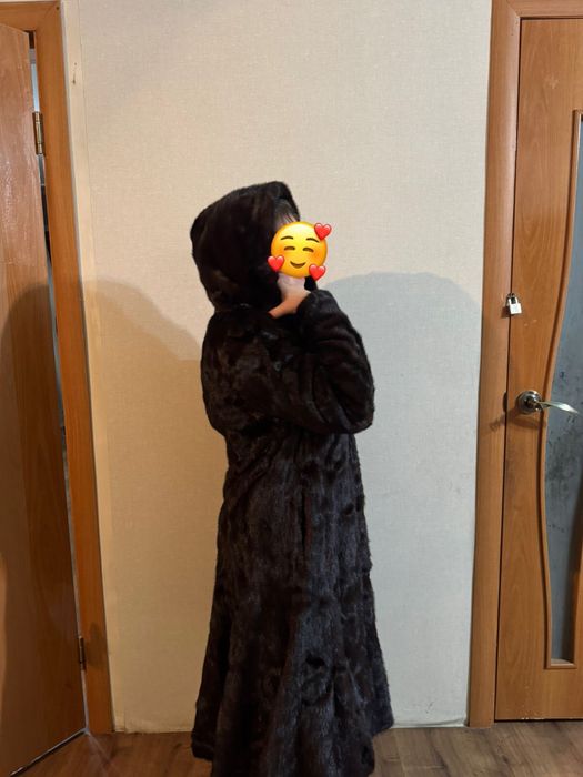 Теплая,зимняя шуба
