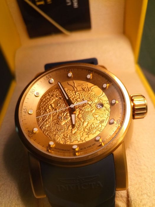 Часы продается новые меанические оргиналные