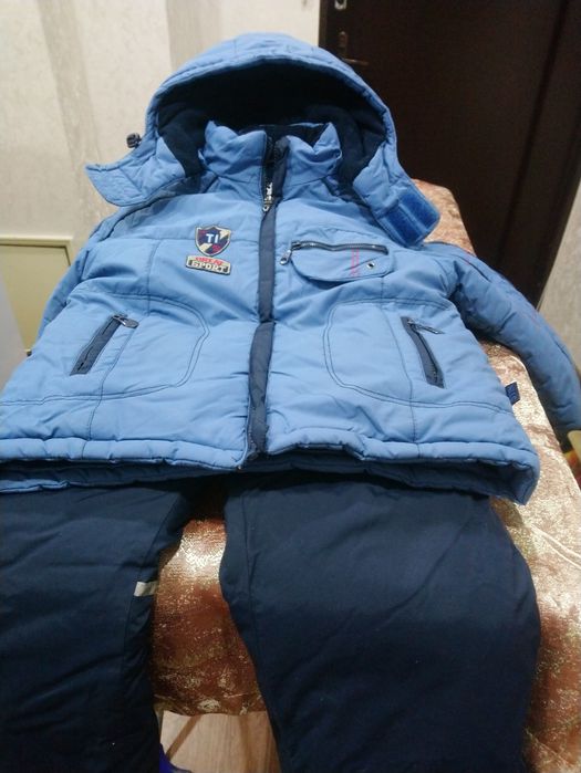 Продам зимний комбинезон